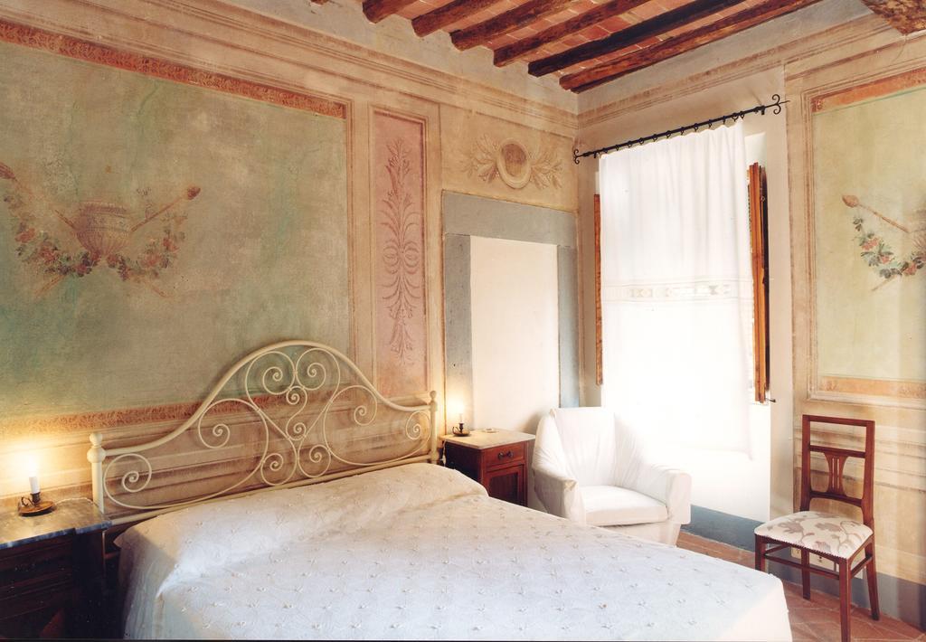 Antica Casa "Le Rondini" Bed & Breakfast Borgo a Buggiano Oda fotoğraf