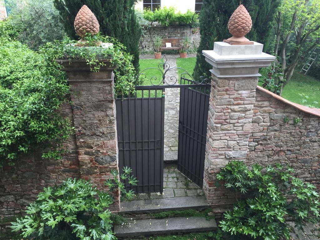 Antica Casa "Le Rondini" Bed & Breakfast Borgo a Buggiano Dış mekan fotoğraf