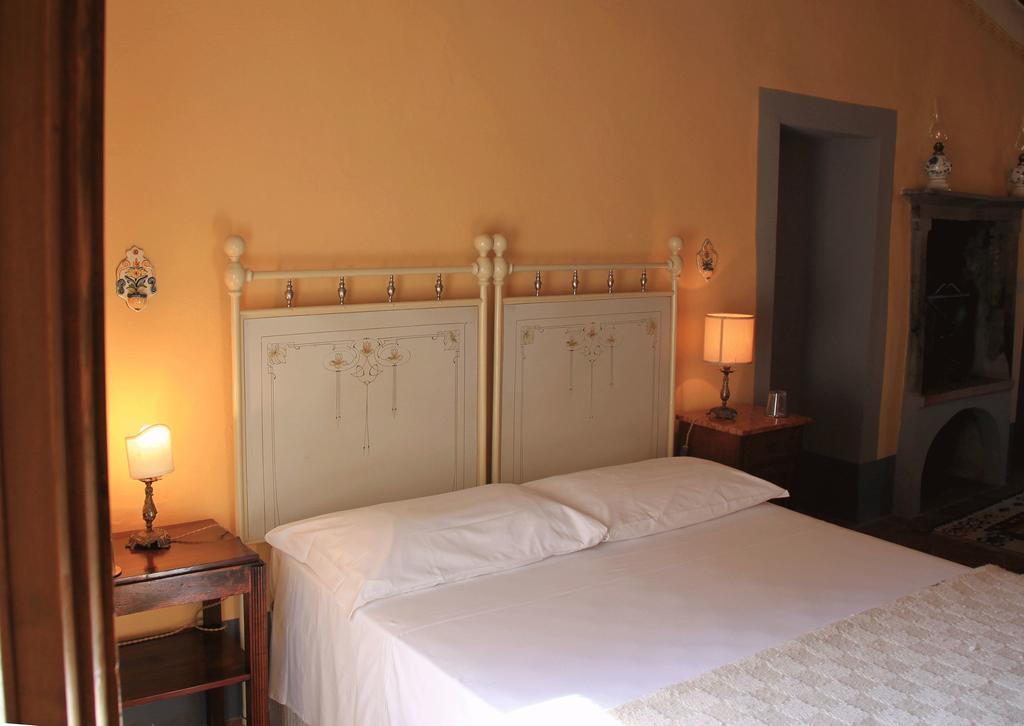 Antica Casa "Le Rondini" Bed & Breakfast Borgo a Buggiano Dış mekan fotoğraf