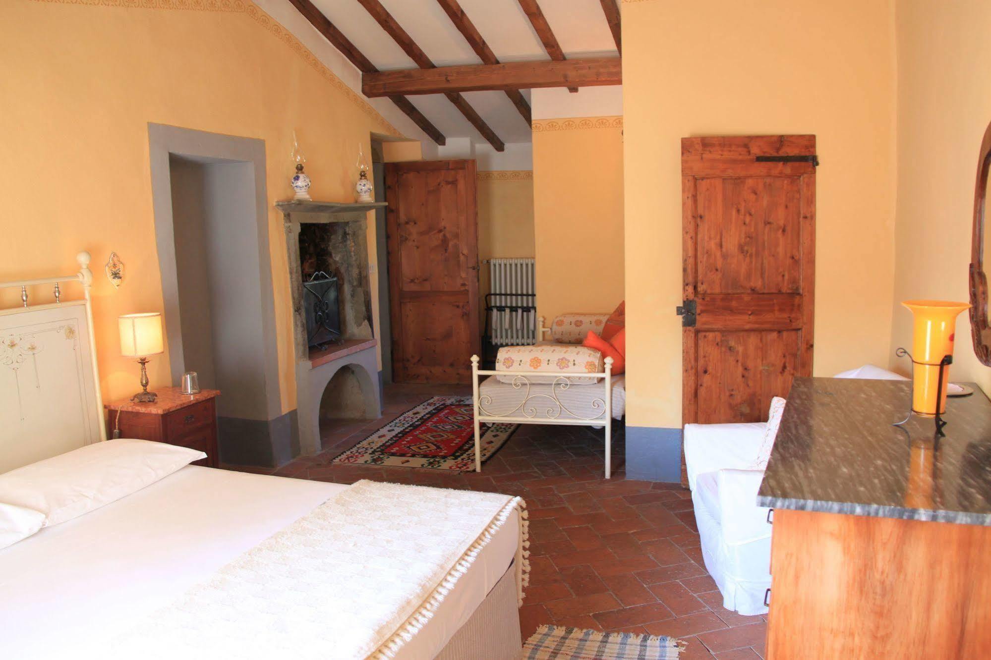 Antica Casa "Le Rondini" Bed & Breakfast Borgo a Buggiano Dış mekan fotoğraf