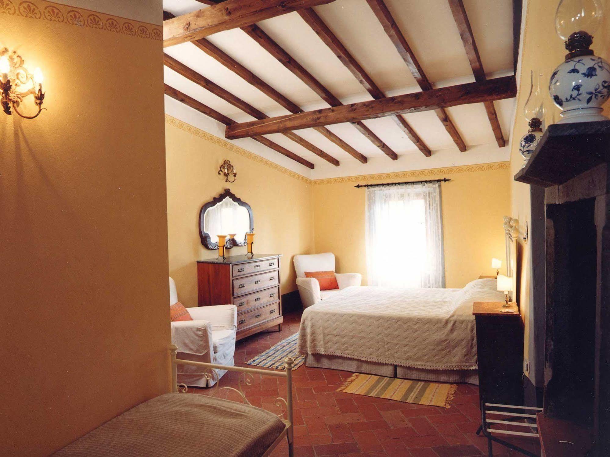 Antica Casa "Le Rondini" Bed & Breakfast Borgo a Buggiano Dış mekan fotoğraf