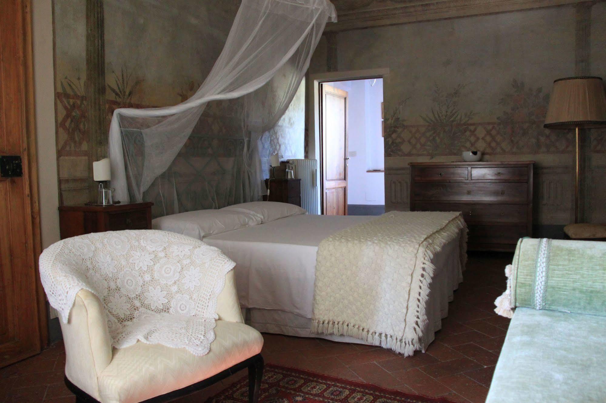 Antica Casa "Le Rondini" Bed & Breakfast Borgo a Buggiano Dış mekan fotoğraf